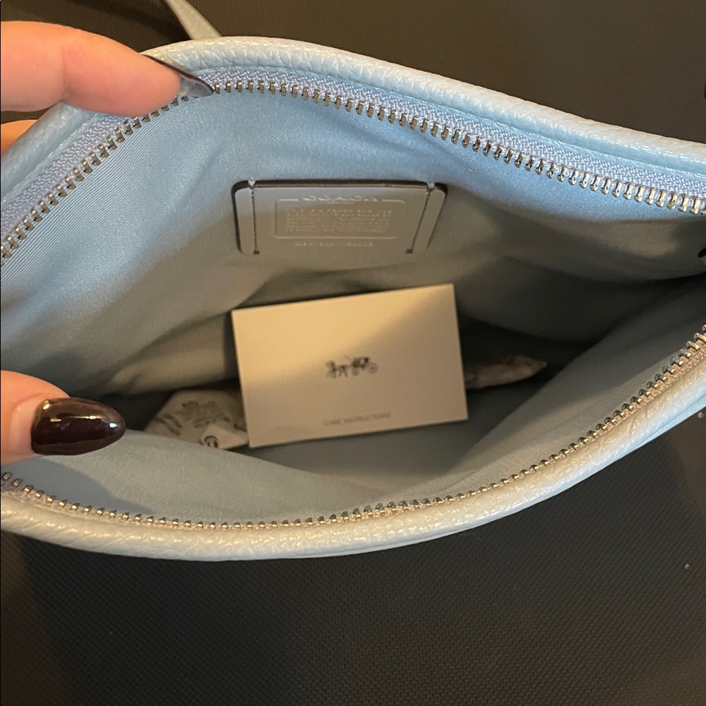 NWT Coach Pale Blue Crossbody Bag - Picture 2 of 3